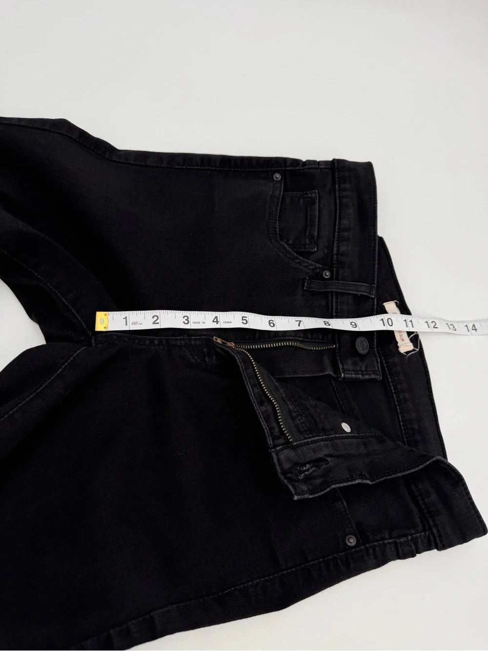 Levi’s Jeans Women’s 30 Black 312 Shaping Slim Tag 30x32 Stretch Denim Mid Rise